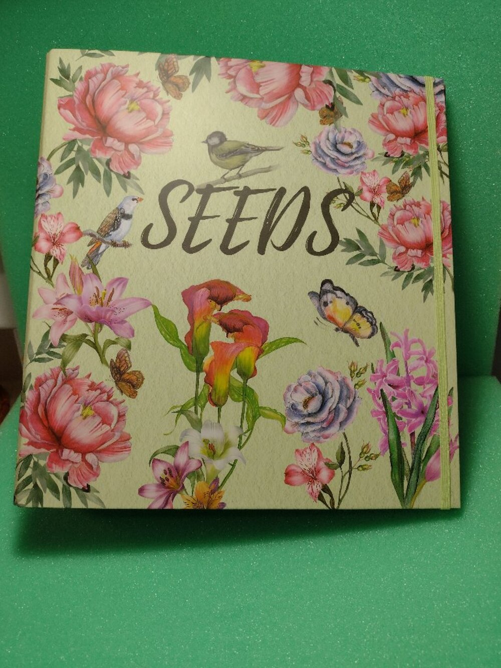 Seed Packet Organizer Kit Binder with Clear Sheet Protectors and 8.5x11 Binder,